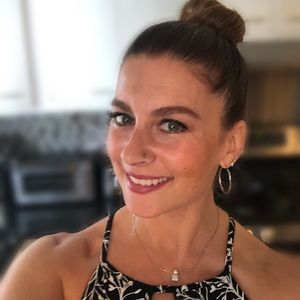 Meet your Posher, Deanna